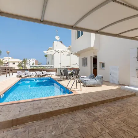 Villa Amesta *